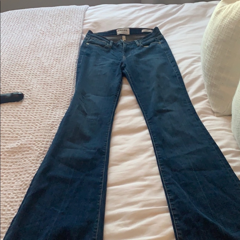 High rise flare jeans from FRAME! Size 26